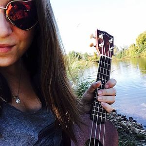 Meet your Posher, Audrey